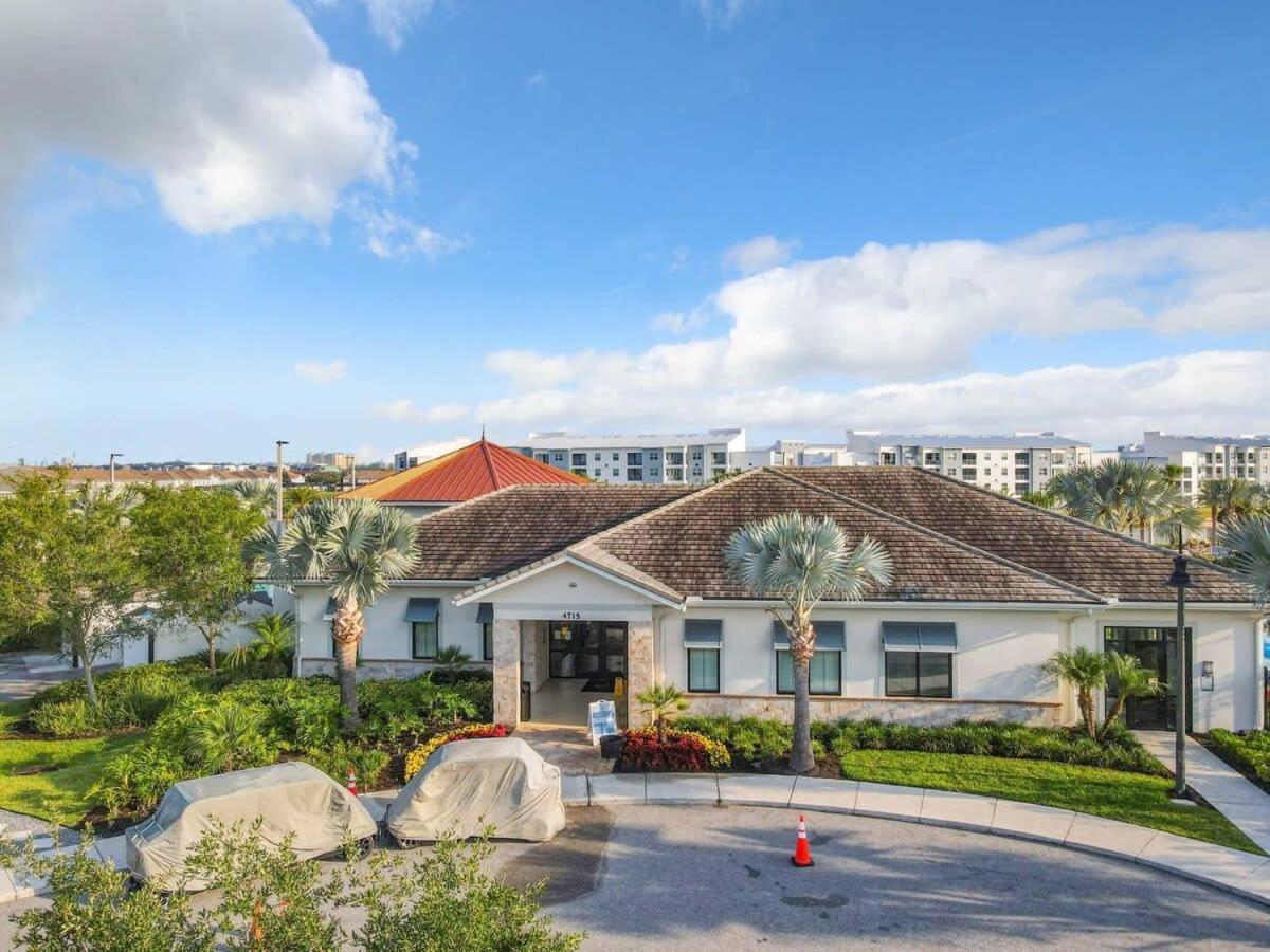Gorgeous 2Br Lakeview Condo With Waterpark Kissimmee Exterior foto