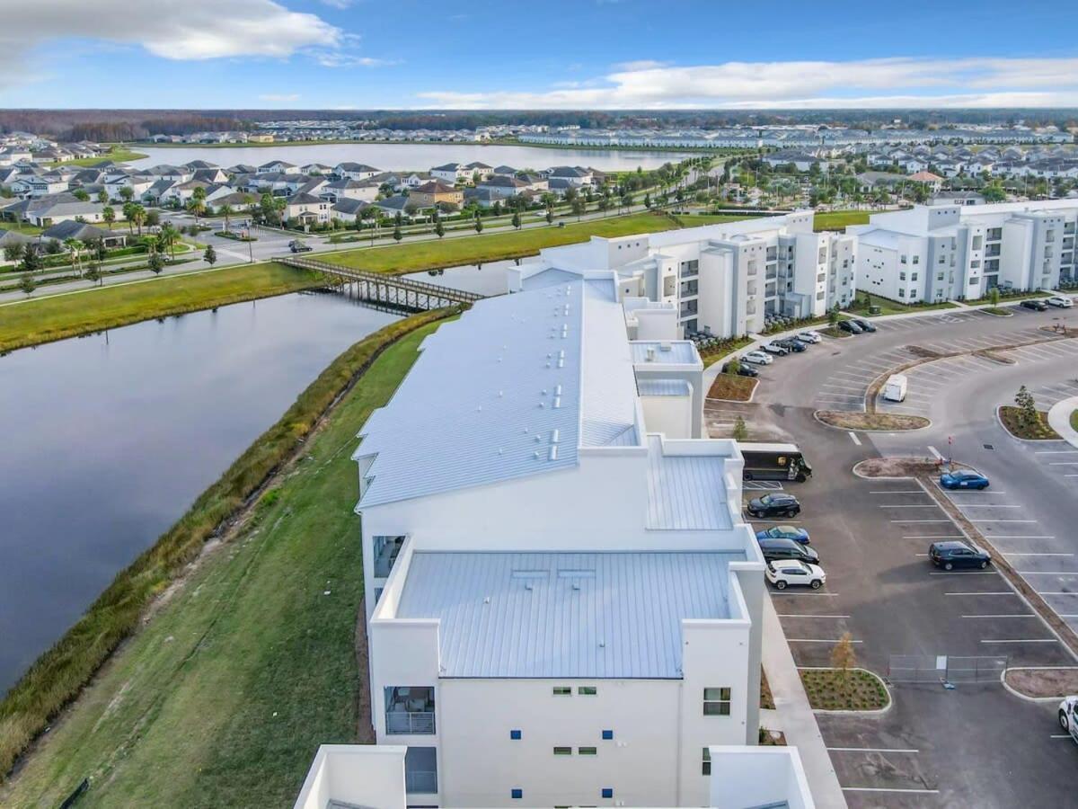 Gorgeous 2Br Lakeview Condo With Waterpark Kissimmee Exterior foto